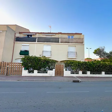 Grand Appartement, En Bord De Mer, 8 A 10 Personnes Apartmán *