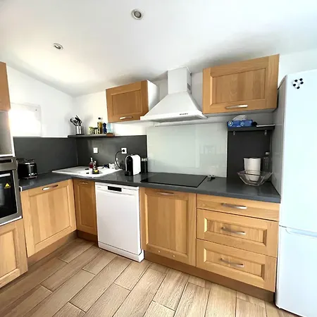 Grand Appartement, En Bord De Mer, 8 A 10 Personnes Saint-Pierre-la-Mer (Aude)