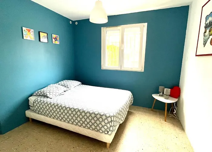 Grand Appartement, En Bord De Mer, 8 A 10 Personnes *